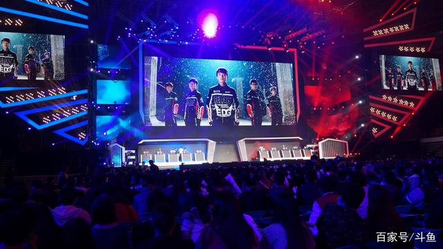 s1mple ：我需要多打打回防模式，慢慢找回状态